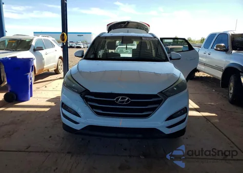 2016 Hyundai Tucson Limited z USA, uszkodzony, nr VIN KM8J33A40GU217464